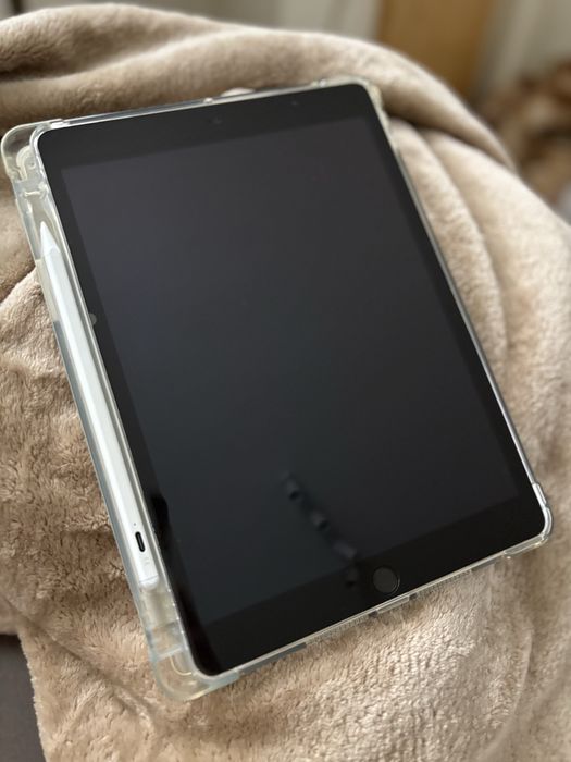 Apple Ipad 9 generacji 64 gb