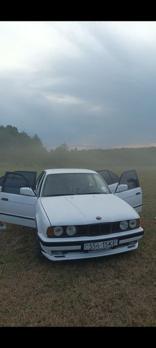 Bmw e34 1989 рік