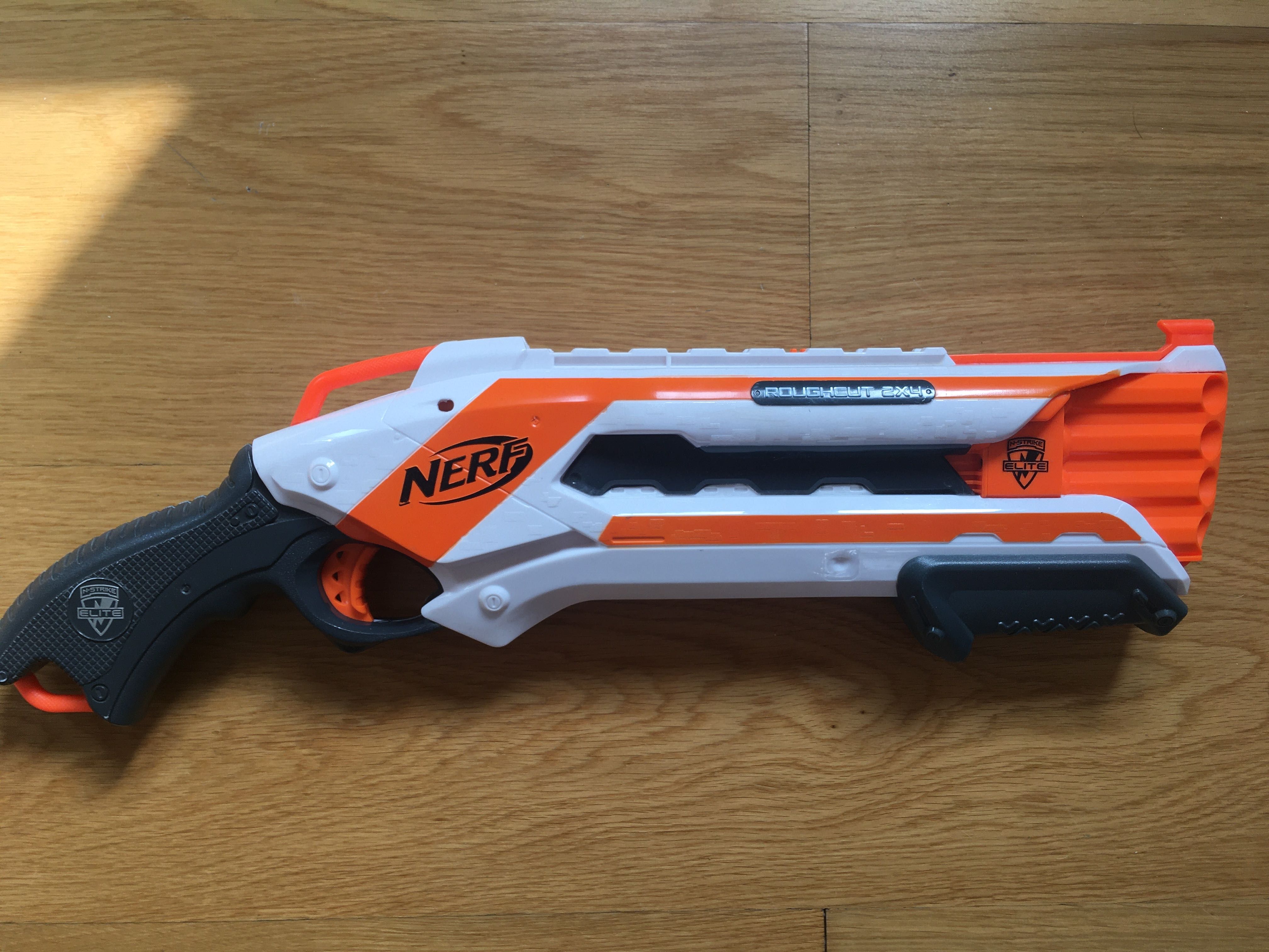 Nerf gun n-strike elite