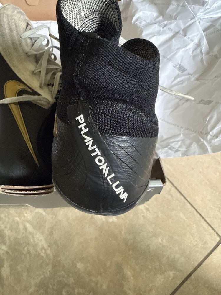 Nike phantom luna II elite FG white and black