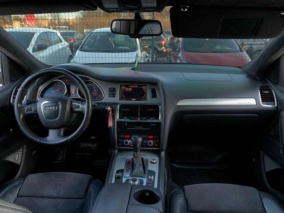 Audi Q7 2011  3.0 4х4