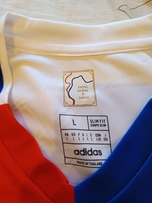 Lyon camisola principal época 24/25 oficial