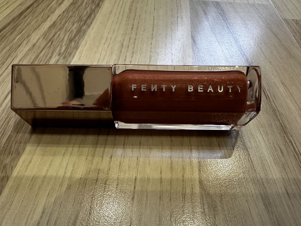 Błyszczyk Fenty Lip Gloss Fenty Glow