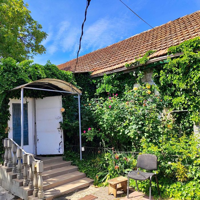 Продам дом в с. Усатово.