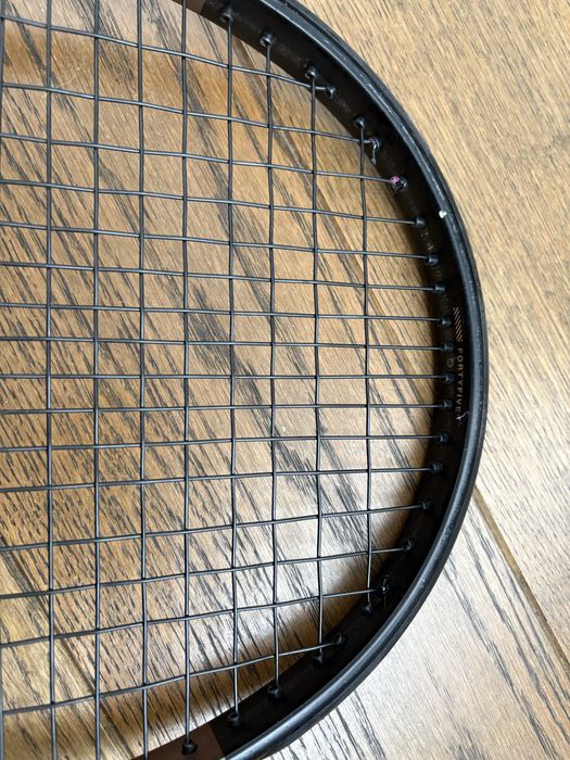 Wilson Blade 100 V8