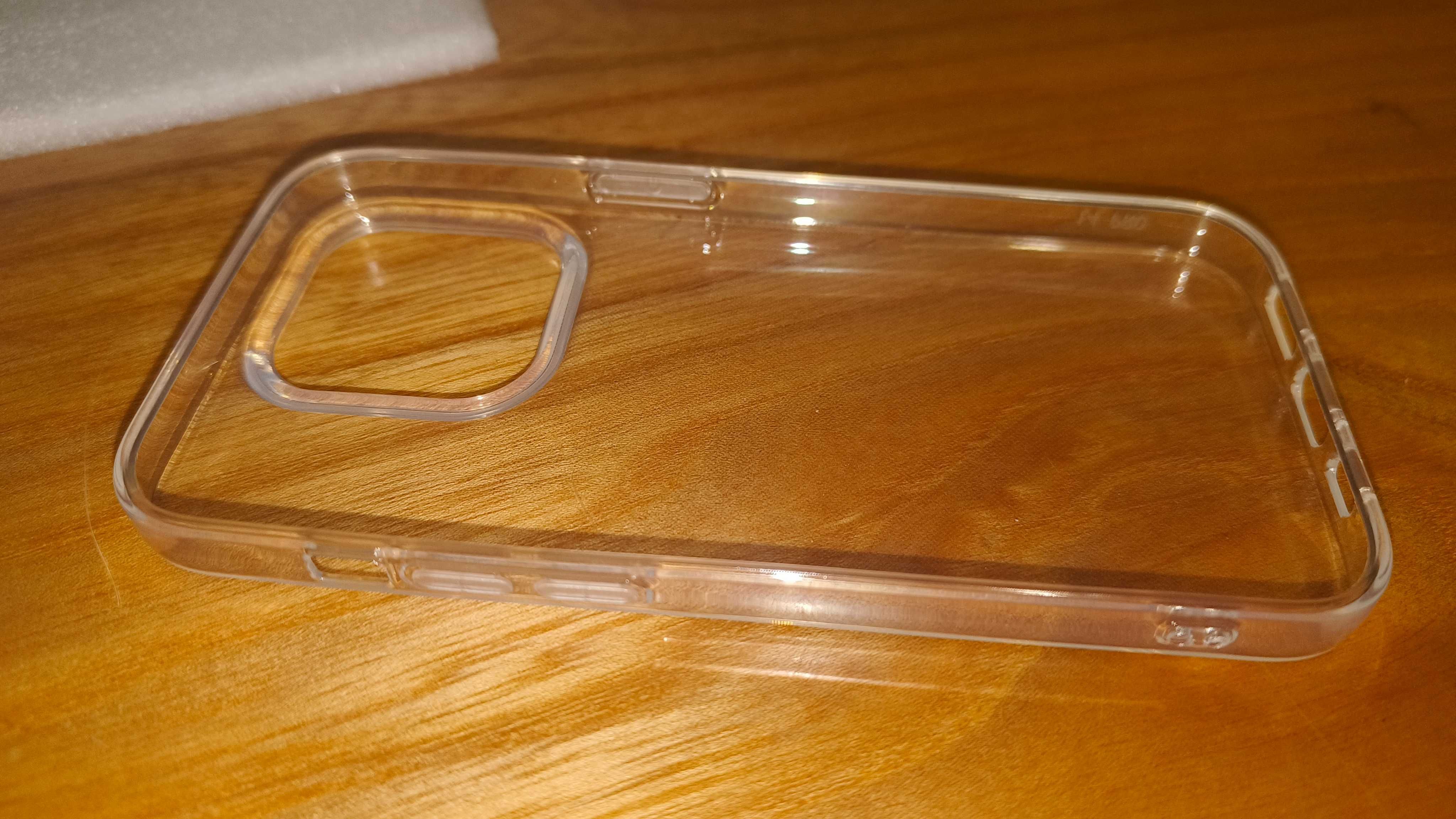 Etui do iPhone 14 Pro jak nowe