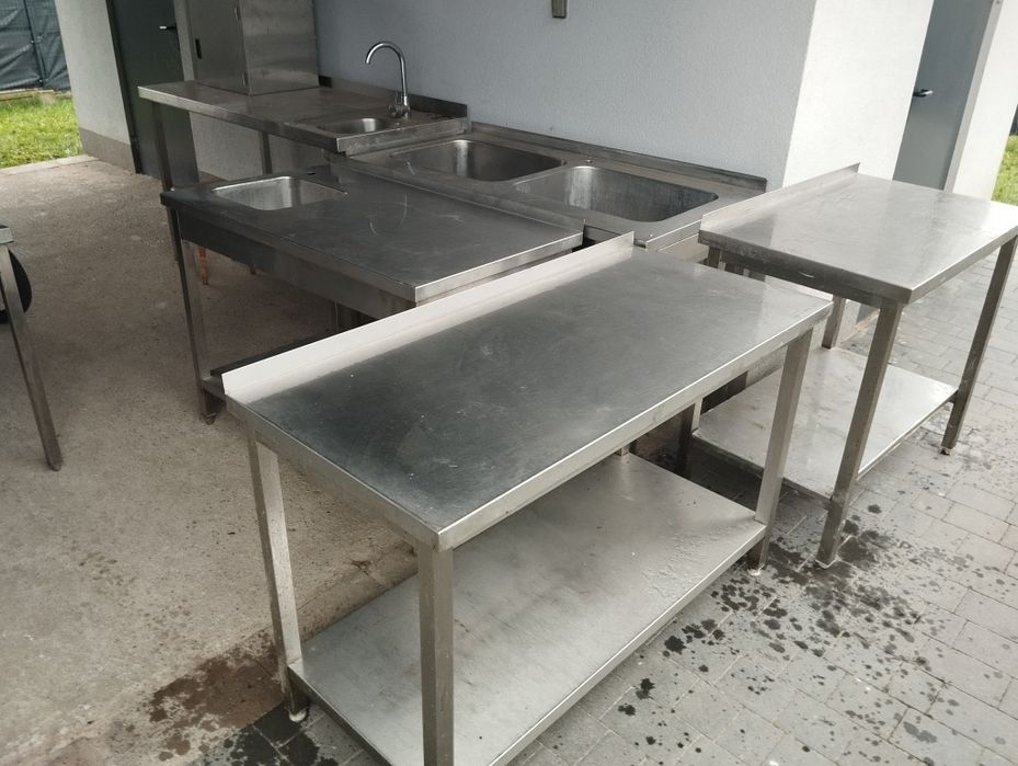 Stół gastronomiczny że zlewem