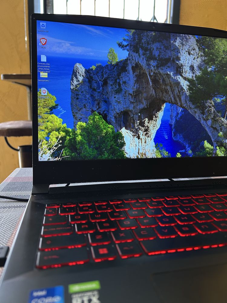 MSI Katana GF66 - Laptop Gamer