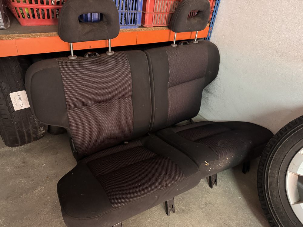 Banco tras e Jantes 17’ nissan Terrano