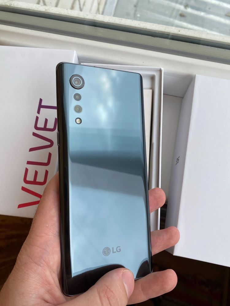 Новый флагман LG G9 Velvet оригинал 6/128 гб neverlock