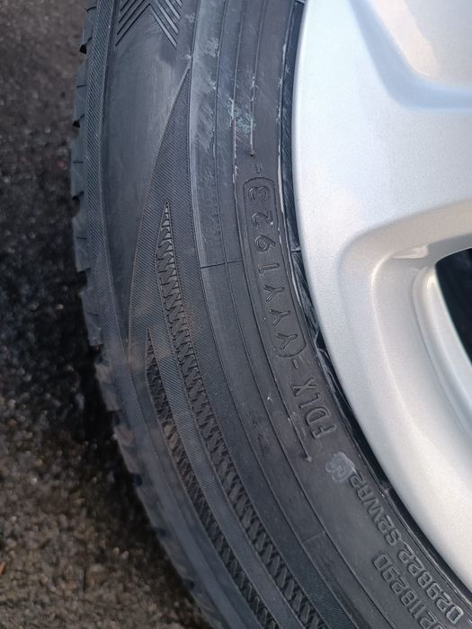 Nowe opony zimowe 185/65/15 88T, Yokohama 2023 rok