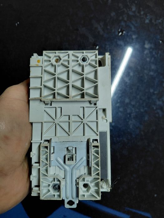 Автоматический виключатель Hager