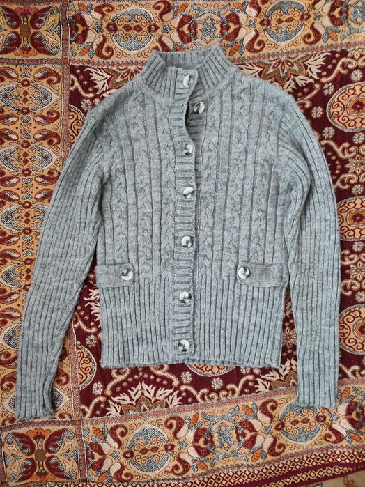 кофта тепла  у хорошому стані