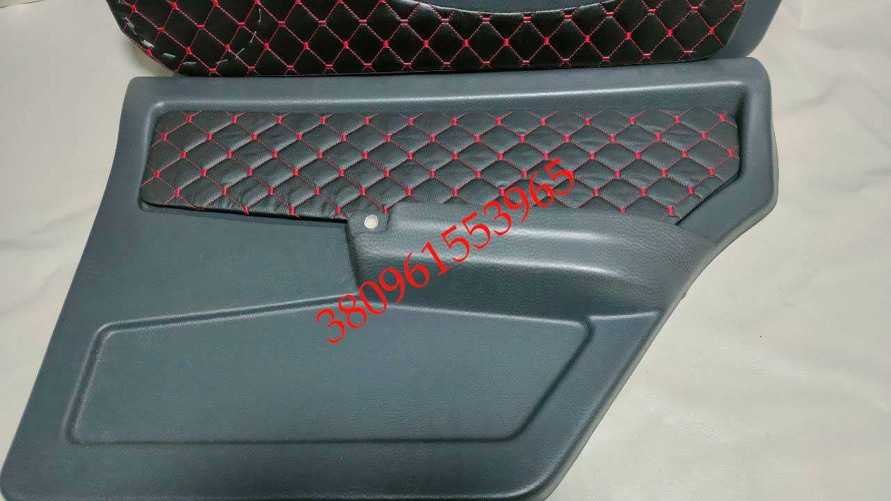 Дверные вставки (ДВП,кожзам) на ВАЗ 2109-099 (новые)