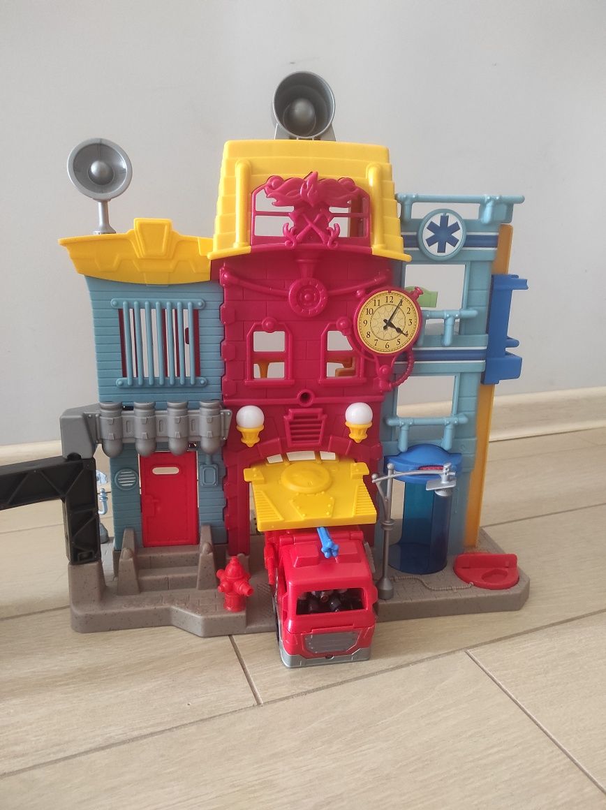 Imaginext miejskie centrum ratunkowe