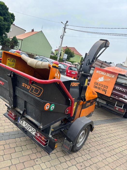 Wynajem rębaka do gałęzi, zrębkowanie gałęzi