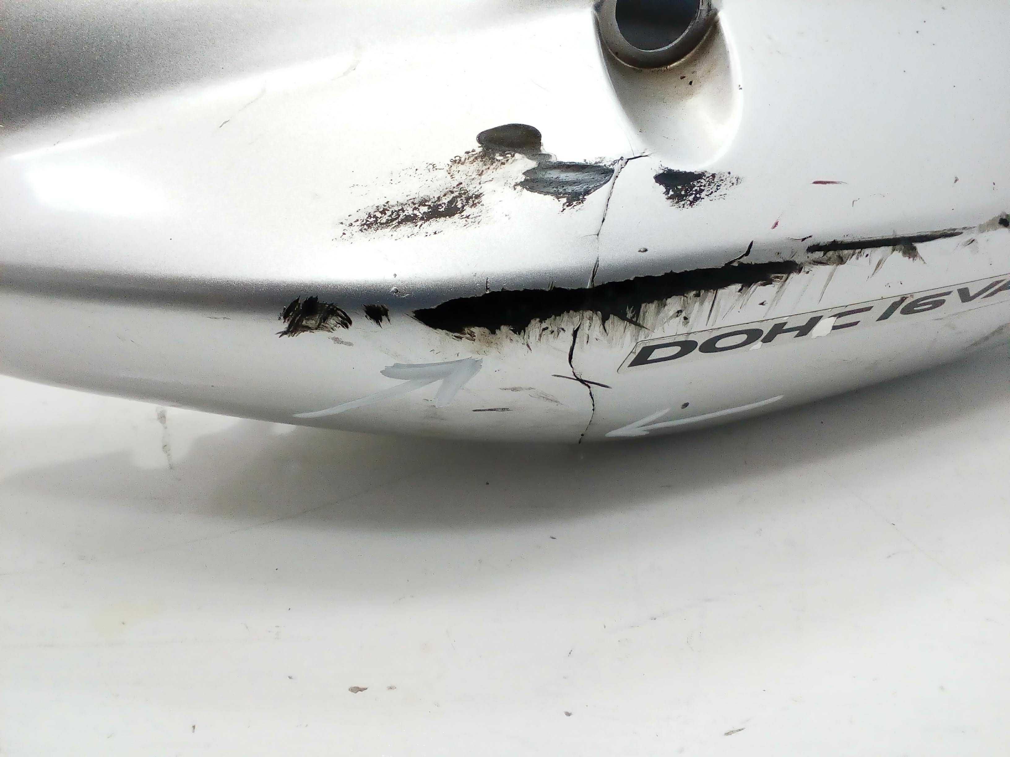 Suzuki gsf 600 , 1200 bandit zadupek ogon owiewka 00-04
