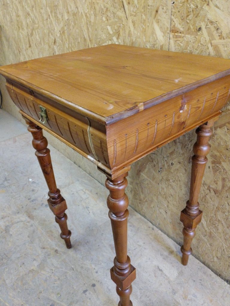 Stary stolik z ok 1900r