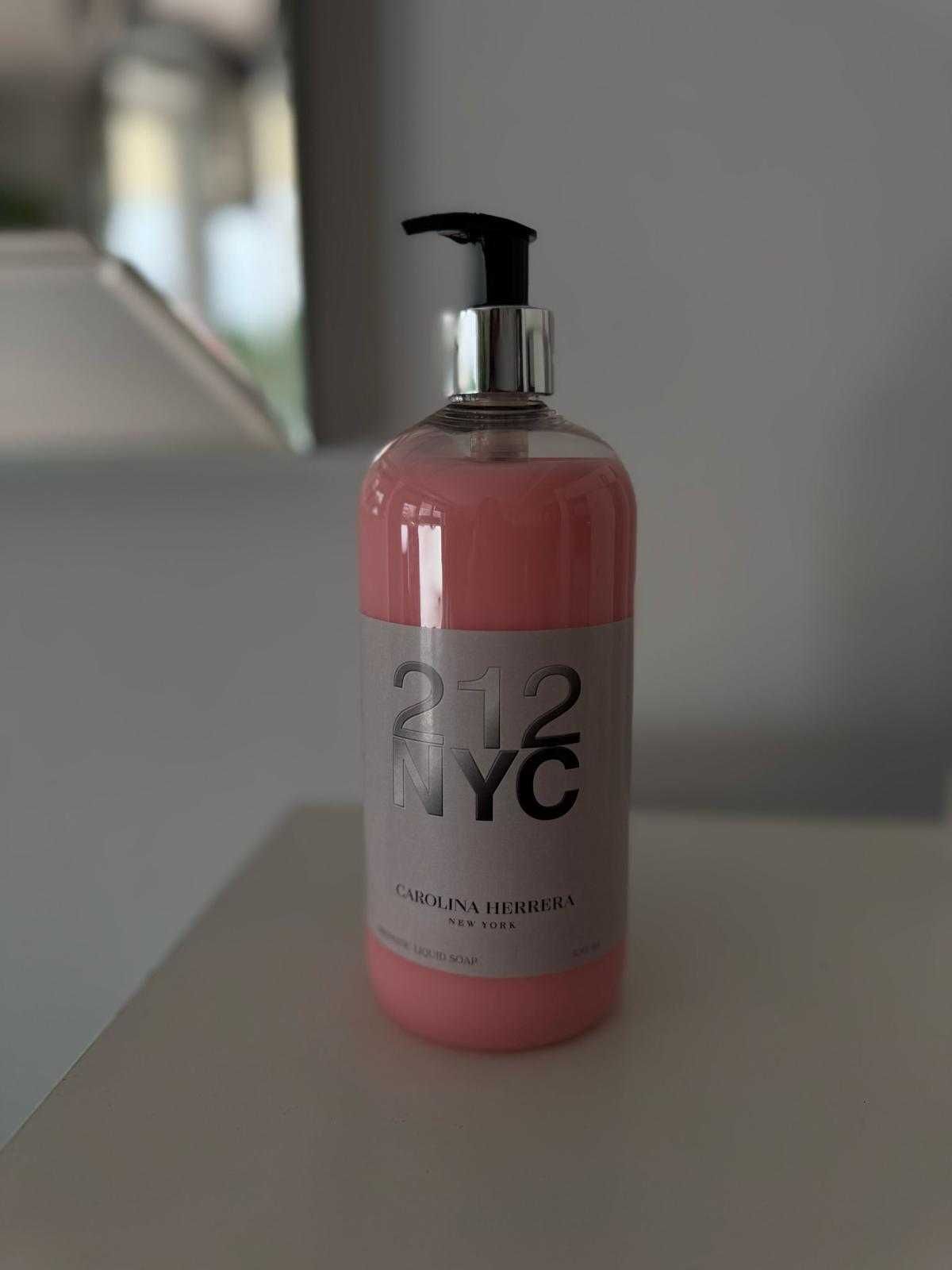 Mydło perfumowane Carolina Herrera 212 500 ml