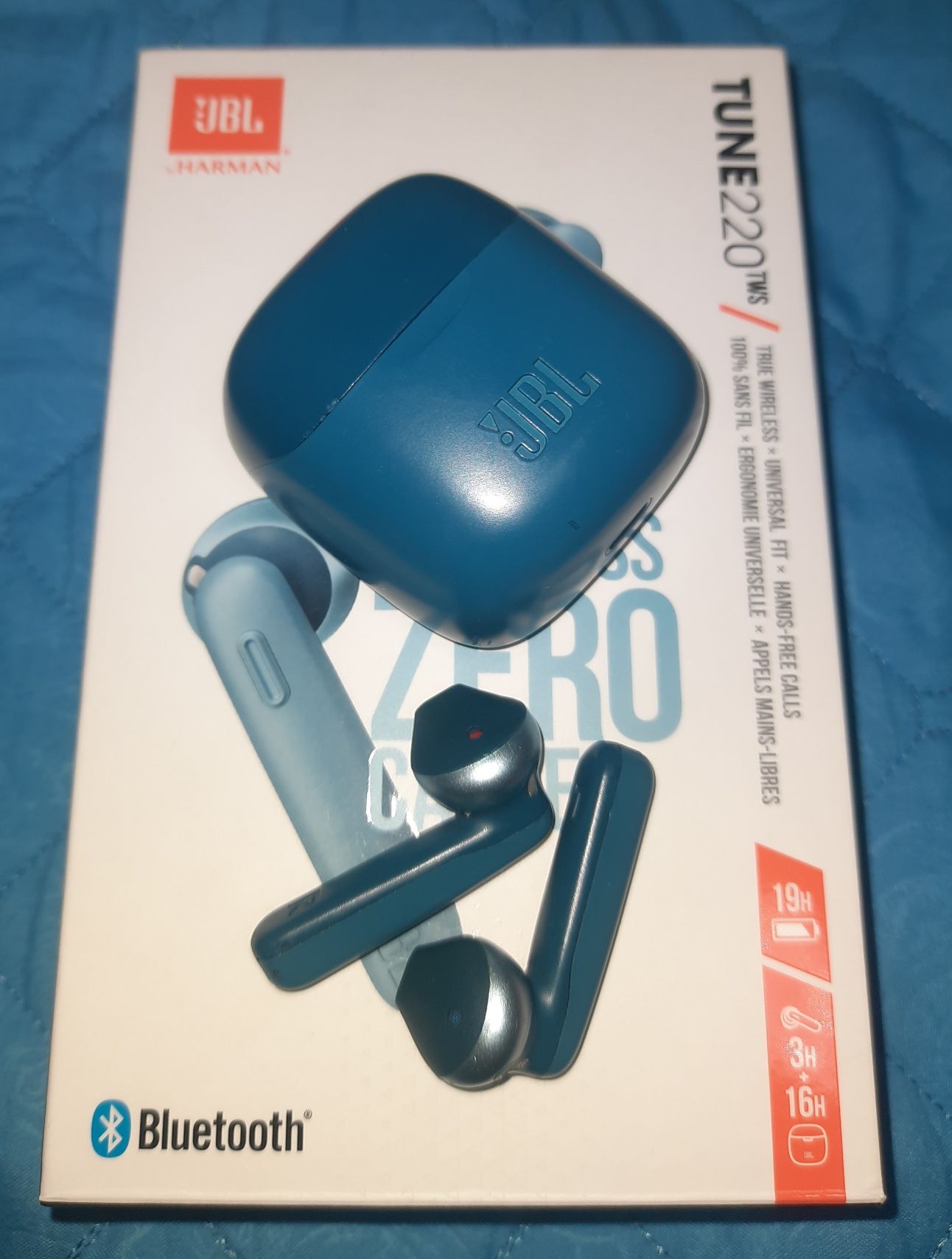 Блютуз гарнитура Jbl tune 220