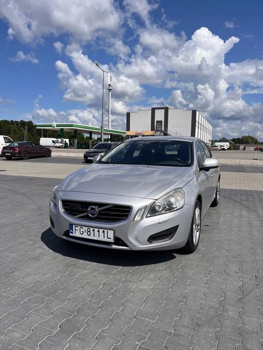 Volvo V60 Volvo V60 2.0 D3 136KM serwisowane 2 właściciel