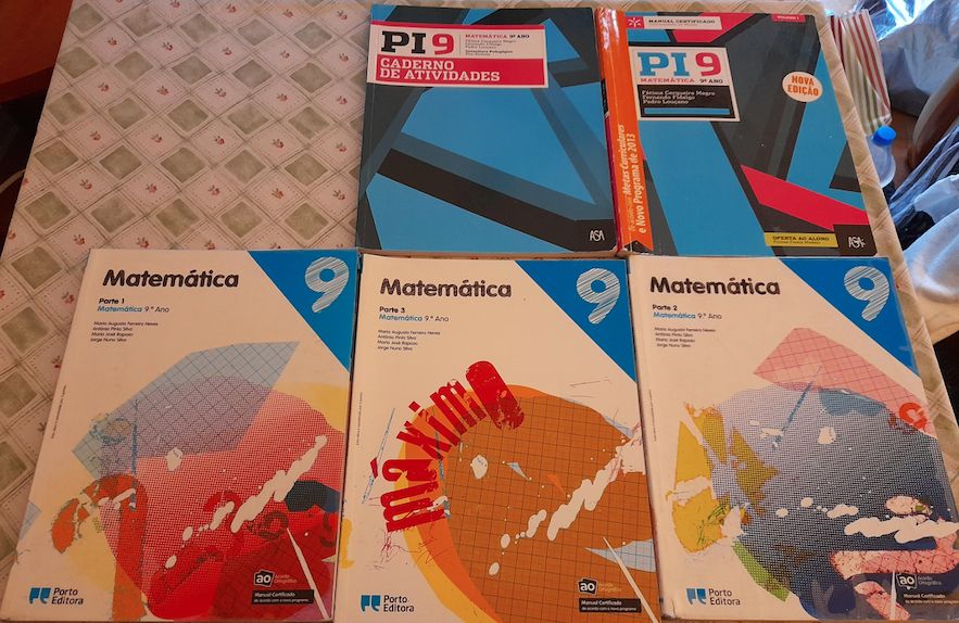 Manuais de matemática do 5º ano, 6ºano, 7ºano, 8ºano e 9ºano