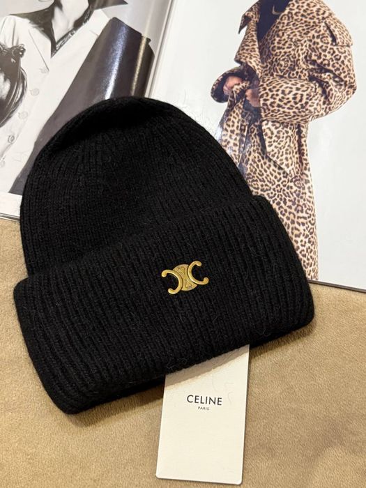 Шапка Celine жіноча