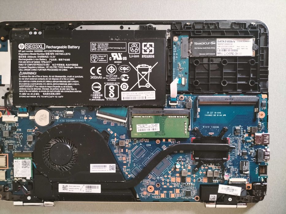 Laptop HP PAVILION 14-AL090NO Intel Core i3-6100U 8GB / 120 GB SSD