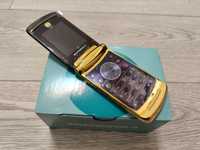 Мобильный телефон Motorola V8 Black/Gold 2gb