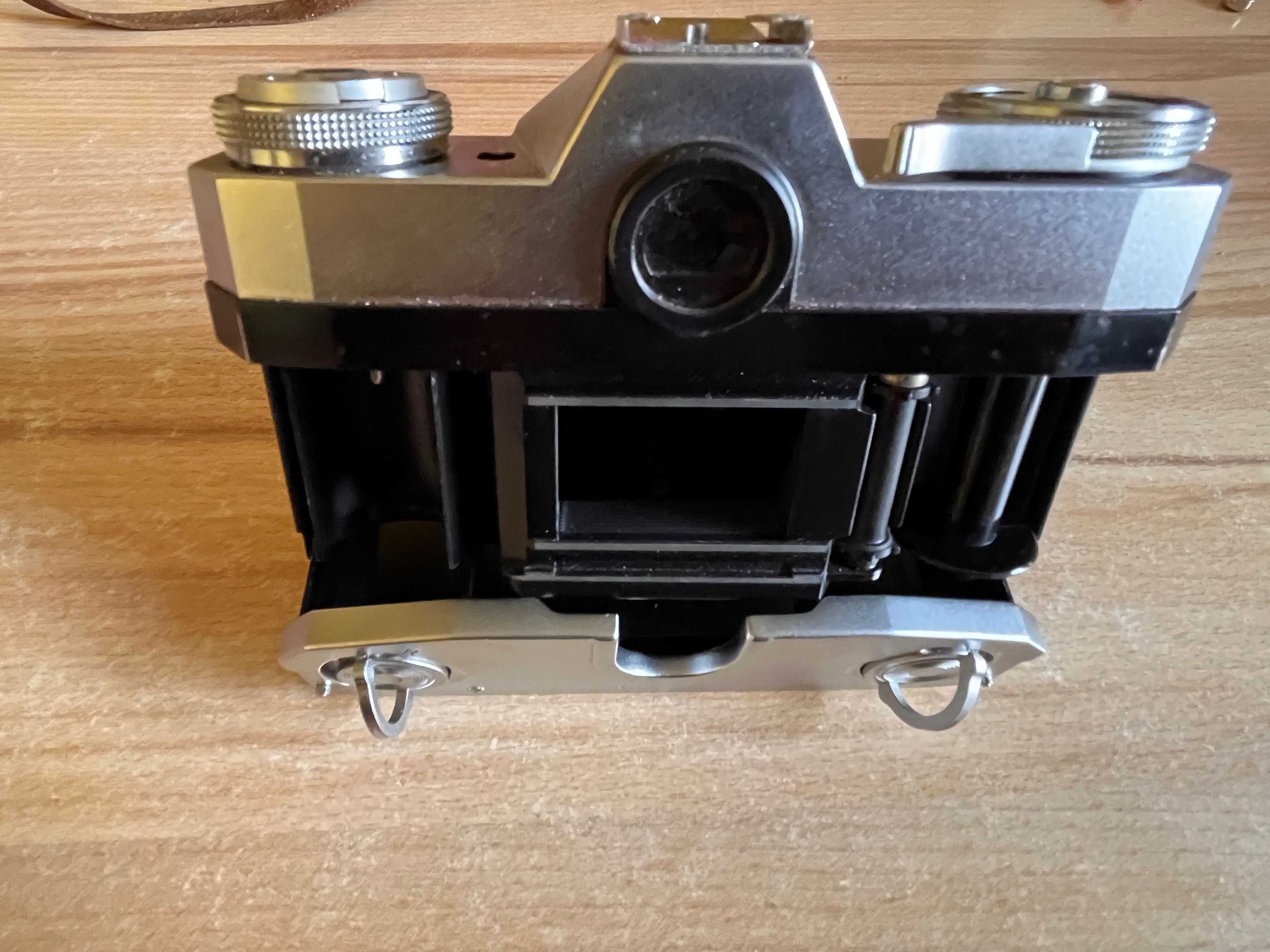 Zeiss Contaflex synchro