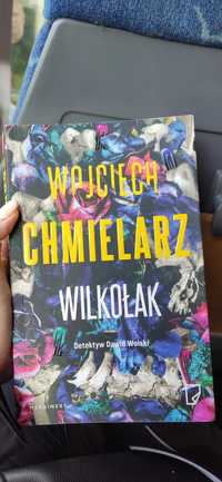 Sprzedam książkę "Wilkołak"- Wojciech Chmielarz