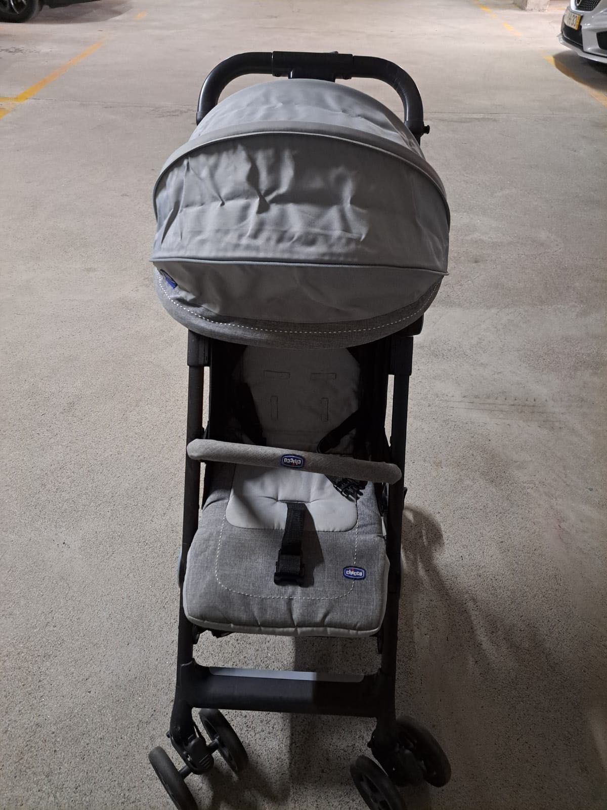 Carrinho Chicco.  Passeio
