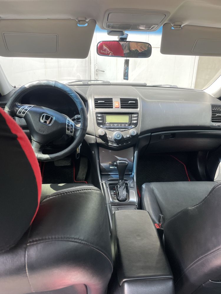 Продаю Honda accord 7