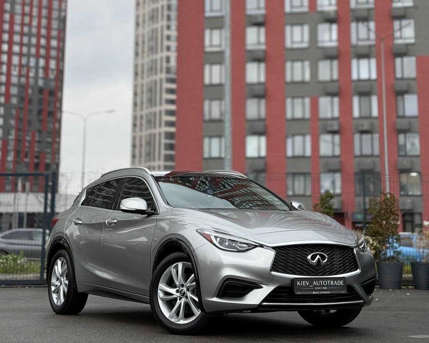 Продаж Infiniti QХ30