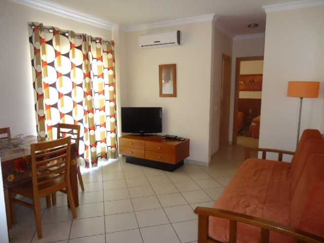 ALUGO T1 100m praia Altura