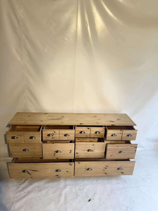 Komoda z litego drewna