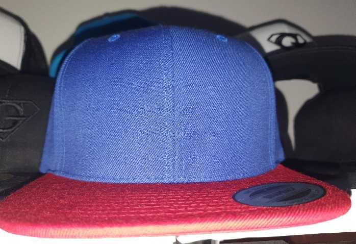 Snapback YUPOONG FLEXFIT czapka z daszkiem PROMO