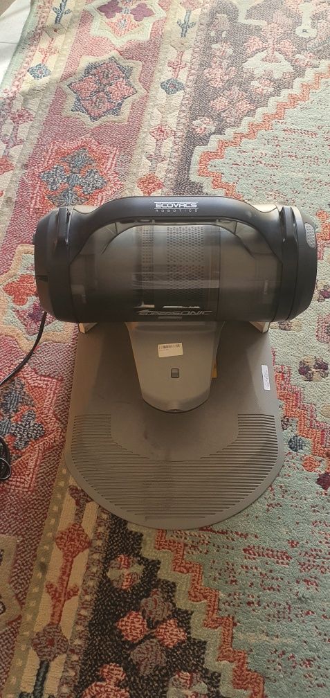 Robô e aspirador Deebot Ecovacs