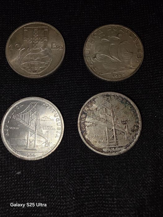 Moedas antigas escudos