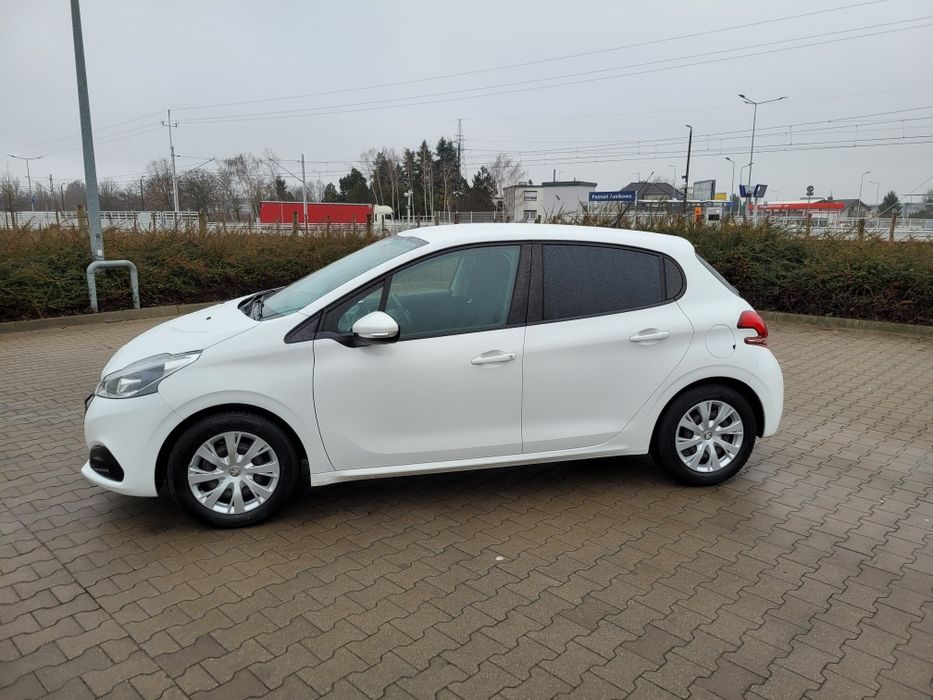 Peugeot 208, 2017 1.2 benzyna