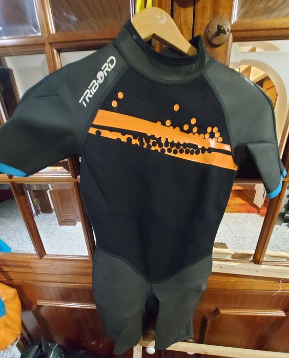 Fato de surf tamanho 12 anos