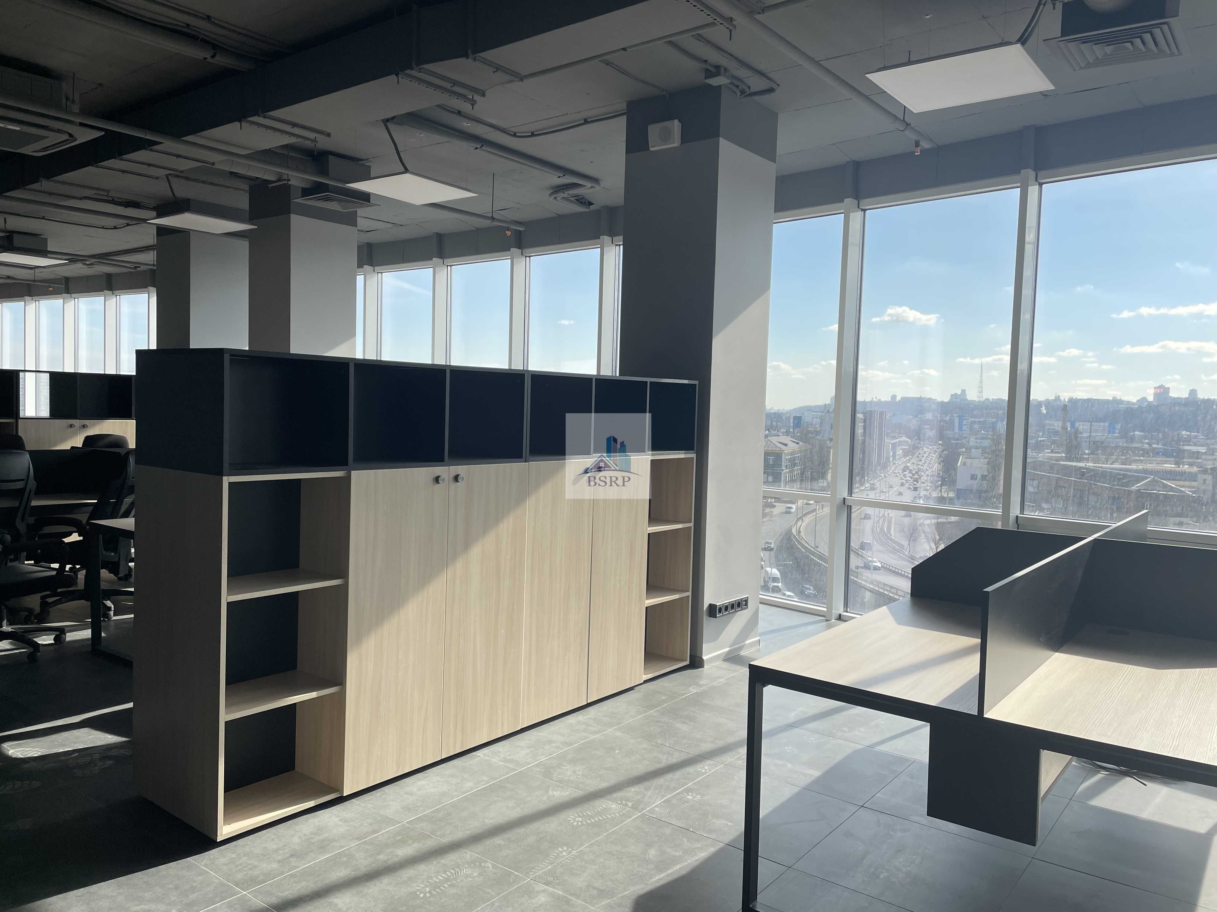 БЕЗ%! Офіс Open Space в стилі ЛОФТ з Меблями пр. Степана Бандери