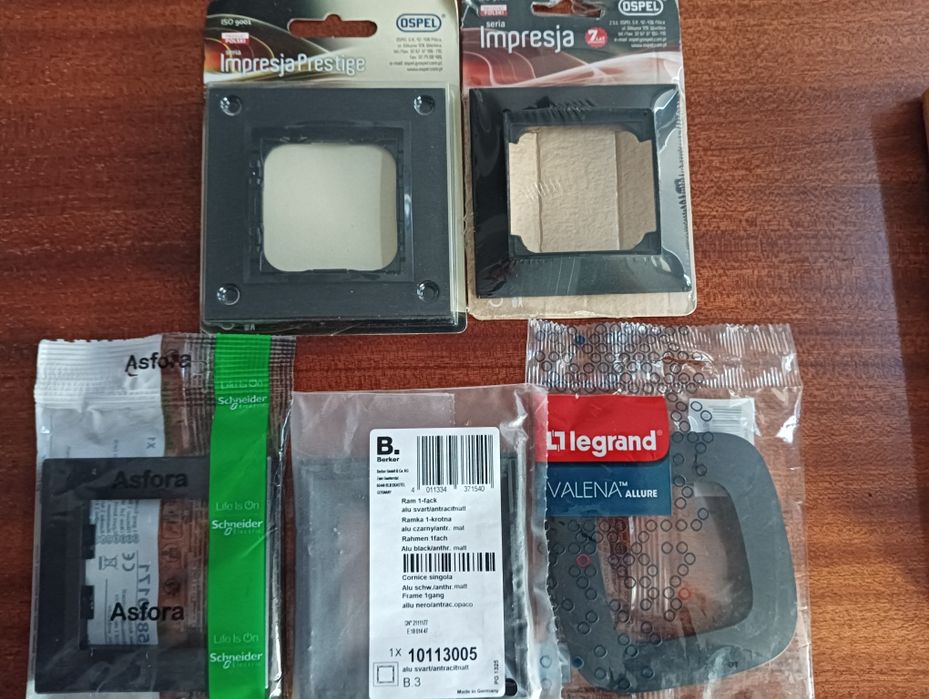 Ramki do wyłączników Ospel Legrand Schneider Berker