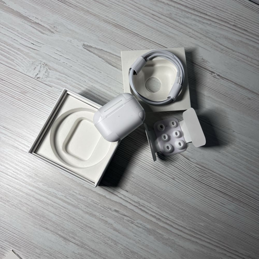 AirPods pro 2 type-c