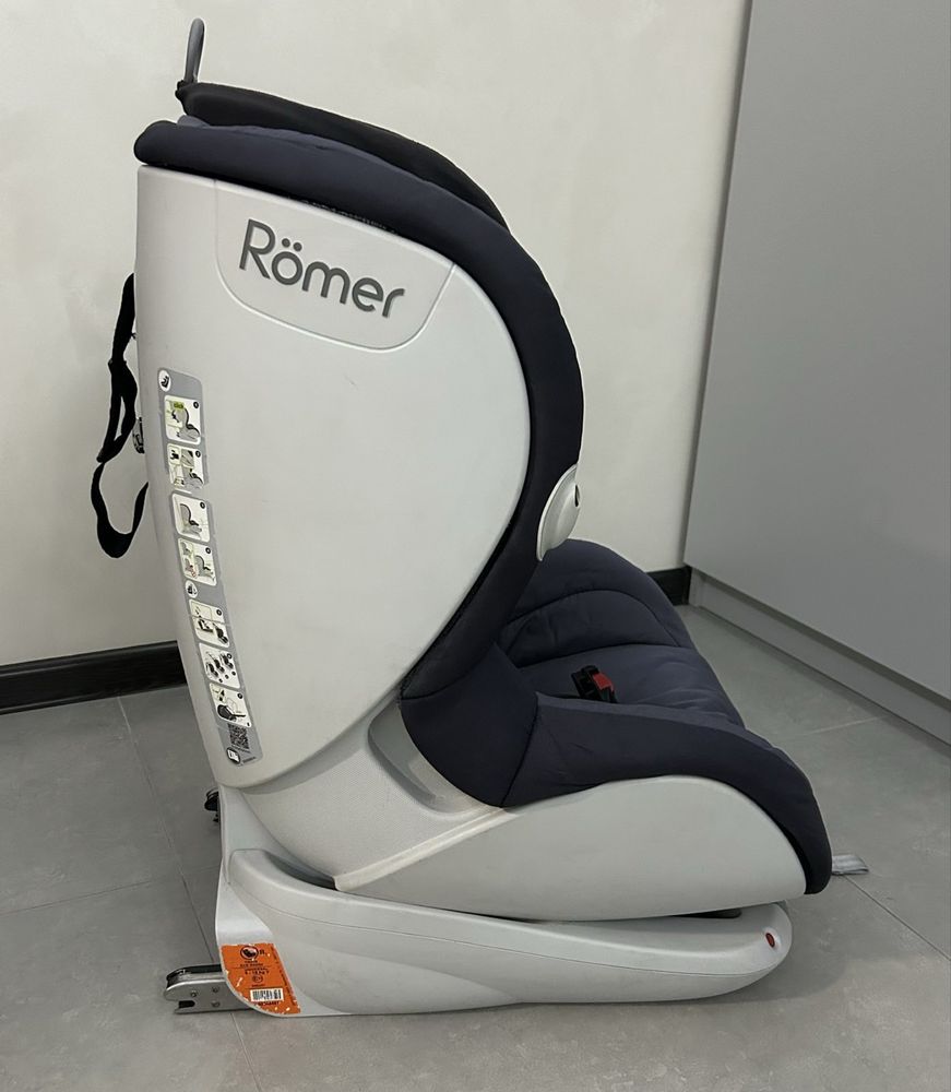 Автокрісло Britax Romer Trifix I-Size