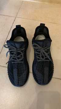 Кроссовки Adidas Yeezy