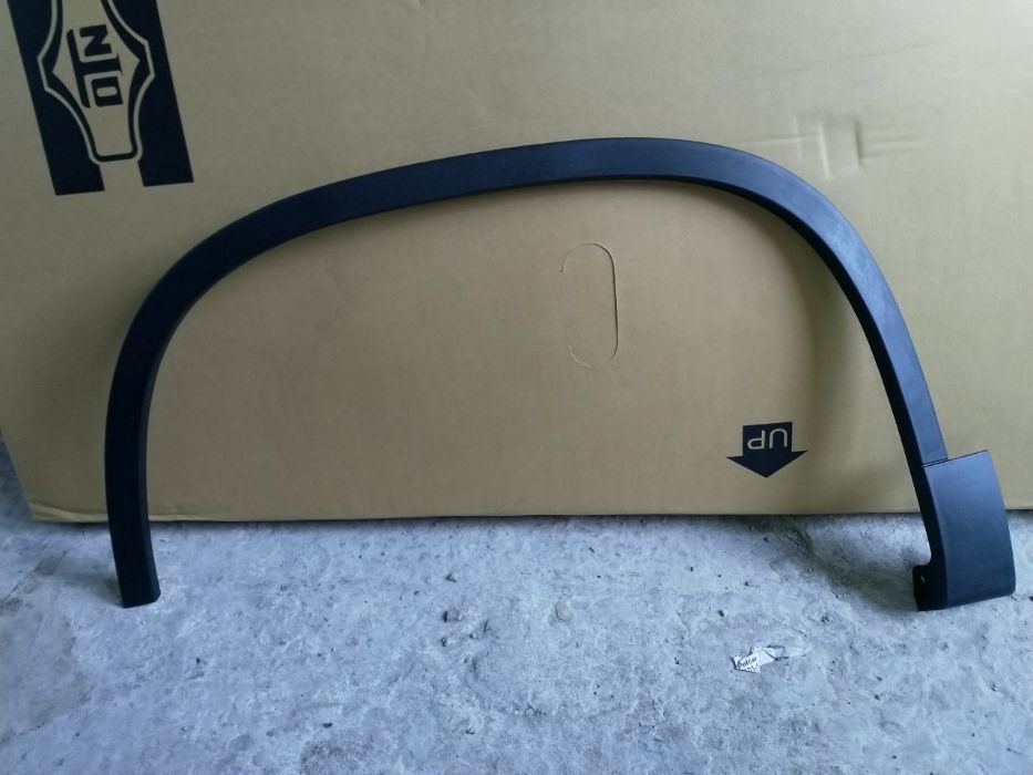 Молдинг крыла переднего Volkswagen Tiguan 2008-2016