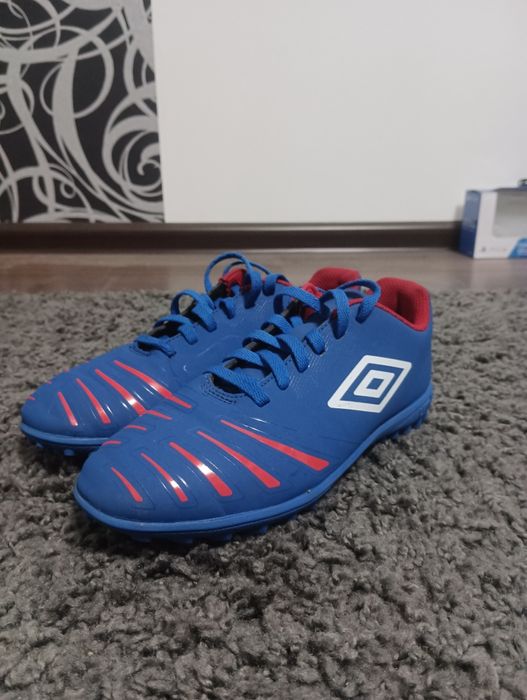 Футзалки Umbro Faux Leather Contrast Side Logo Football athletic