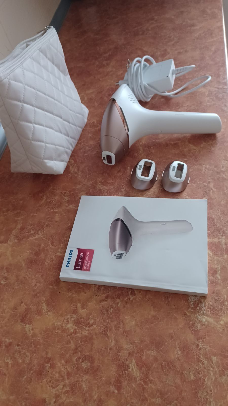 Depilator laserowy Philips Lumea Bri955