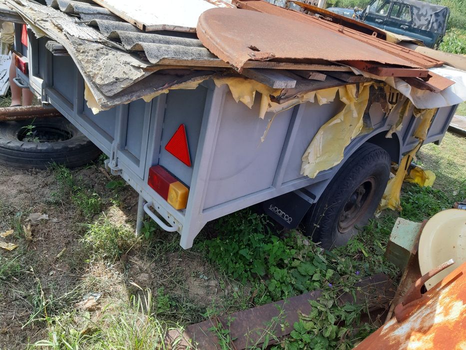 Одноосний саморобний міцний прицеп продам